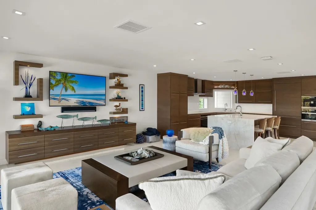 1290 Bay Drive Sanibel FL 33957