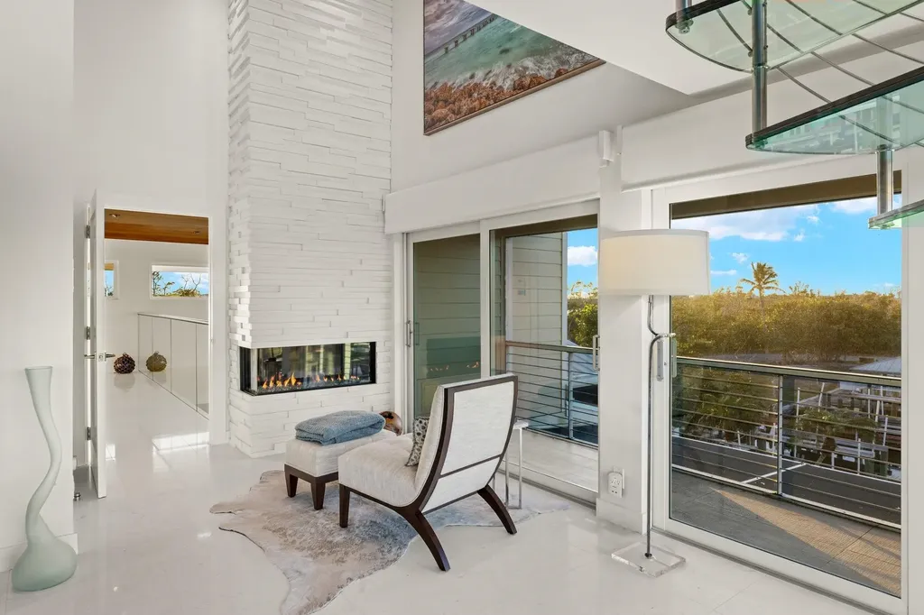 1290 Bay Drive Sanibel FL 33957