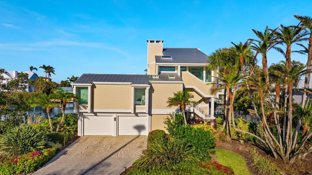 1290 Bay Drive Sanibel FL 33957