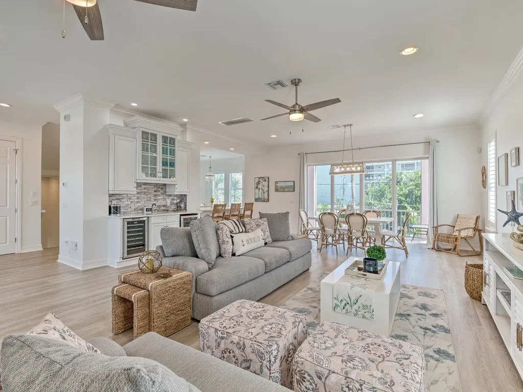 282/276 Delmar Avenue Fort Myers Beach FL 33931