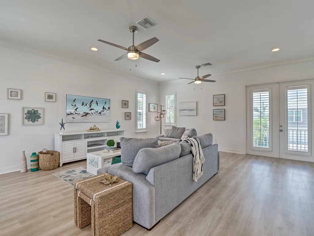 282/276 Delmar Avenue Fort Myers Beach FL 33931