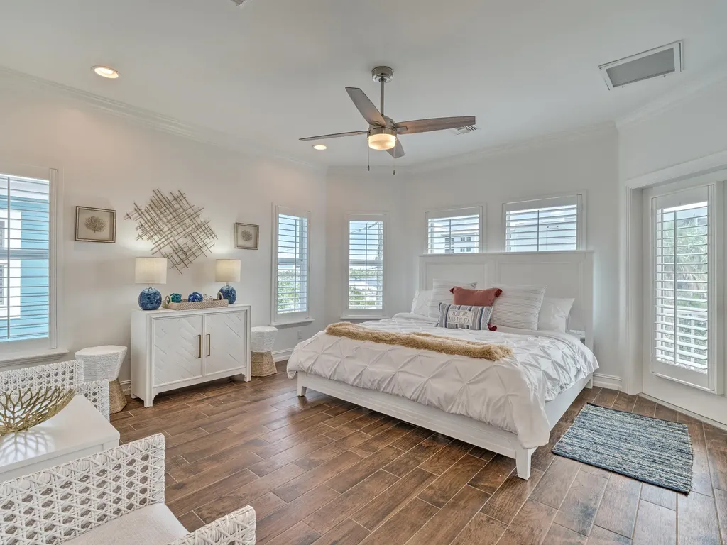 282/276 Delmar Avenue Fort Myers Beach FL 33931