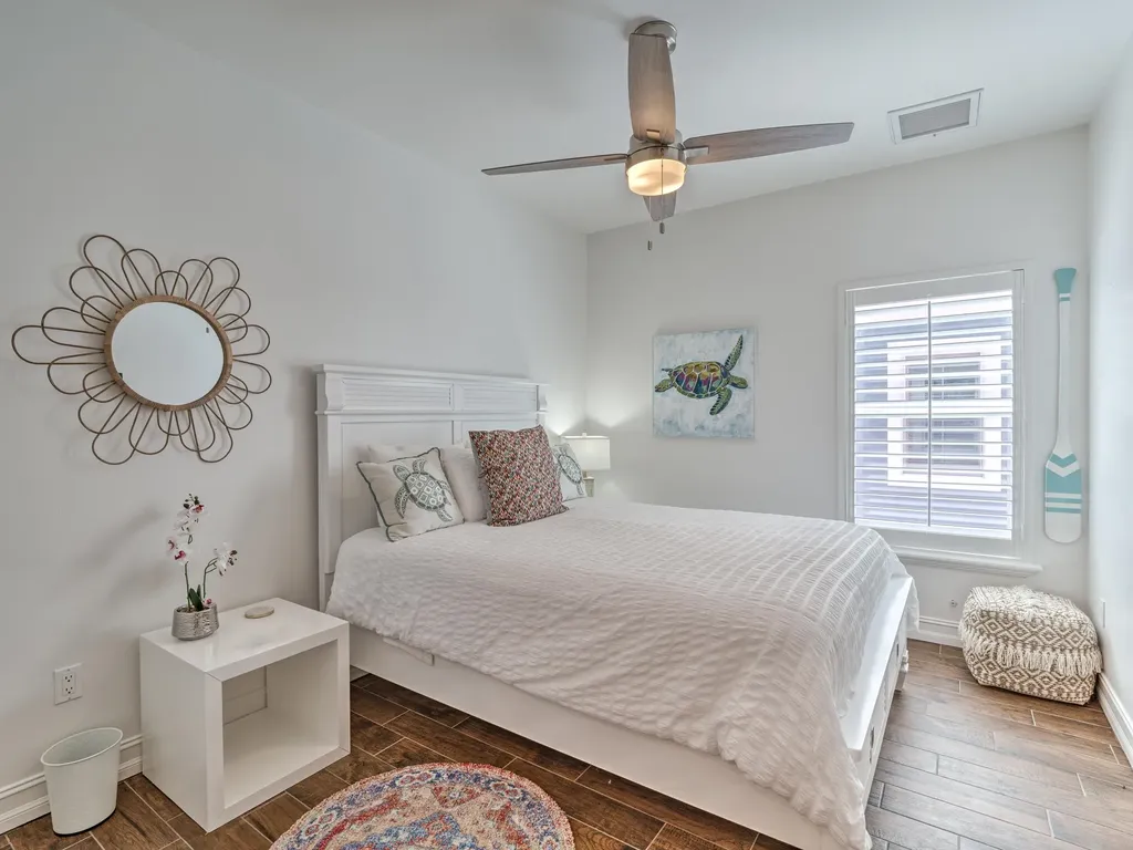 282/276 Delmar Avenue Fort Myers Beach FL 33931