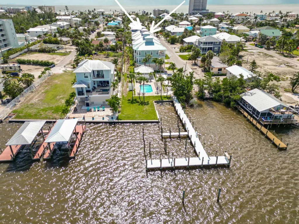 282/276 Delmar Avenue Fort Myers Beach FL 33931