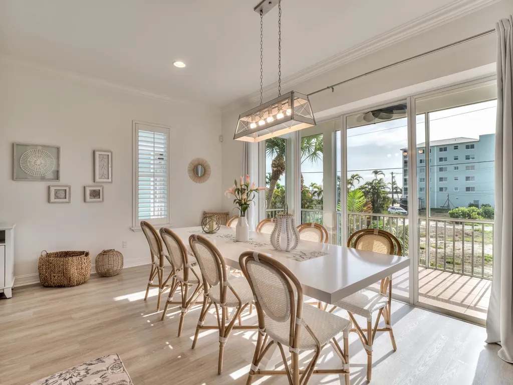 282/276 Delmar Avenue Fort Myers Beach FL 33931