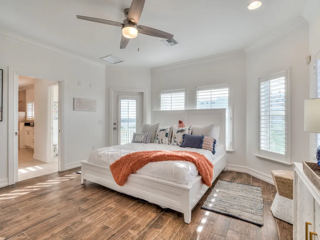 282/276 Delmar Avenue Fort Myers Beach FL 33931