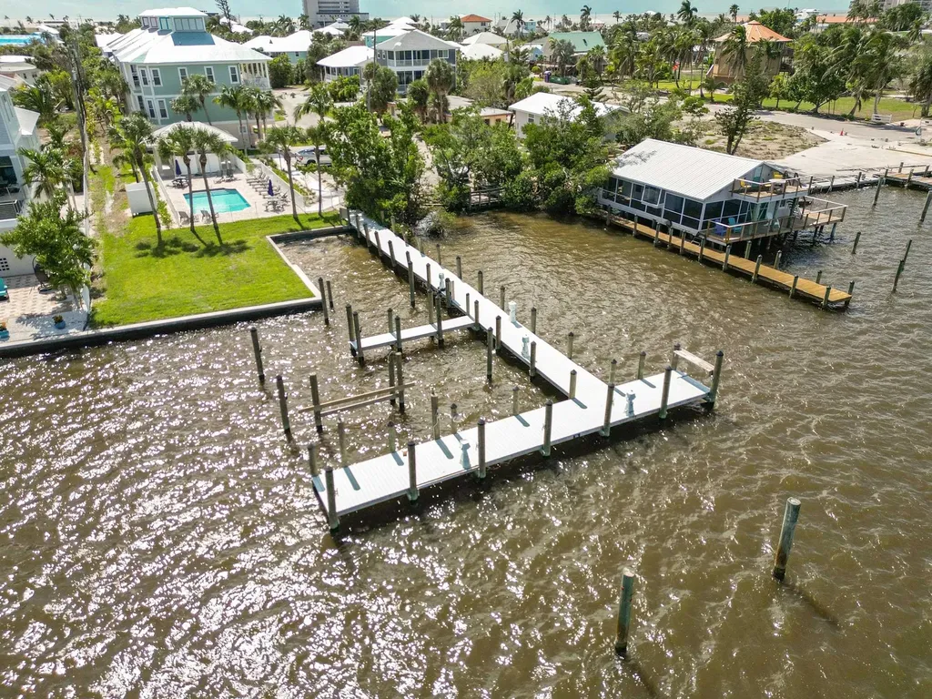 282/276 Delmar Avenue Fort Myers Beach FL 33931