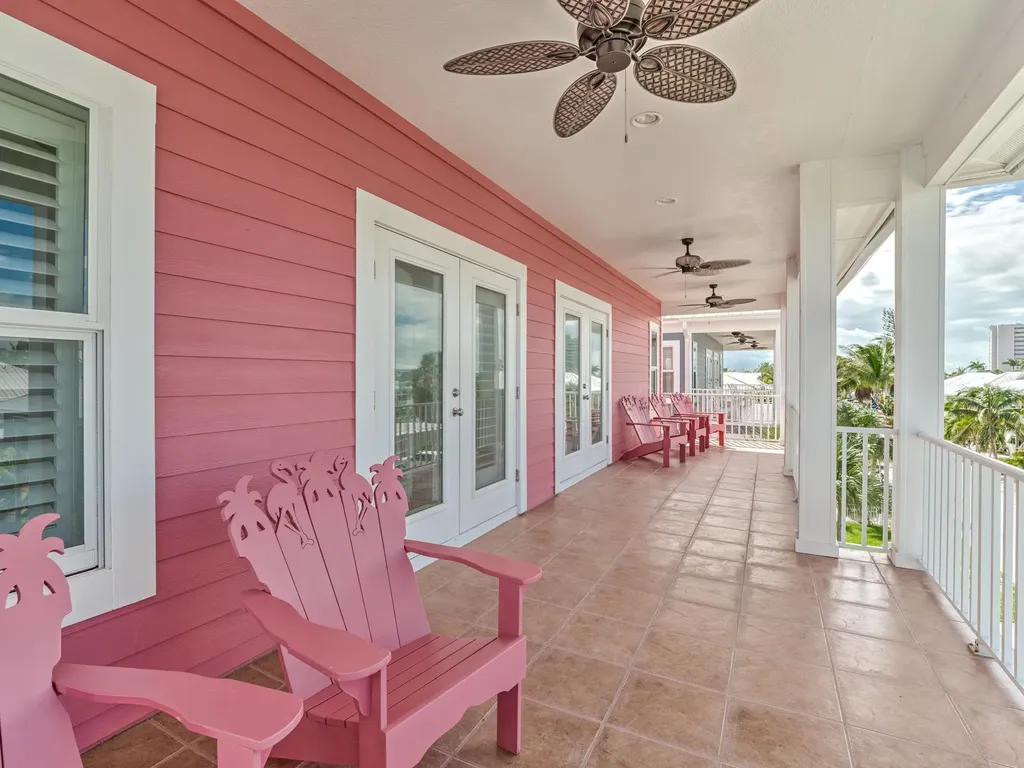 282/276 Delmar Avenue Fort Myers Beach FL 33931