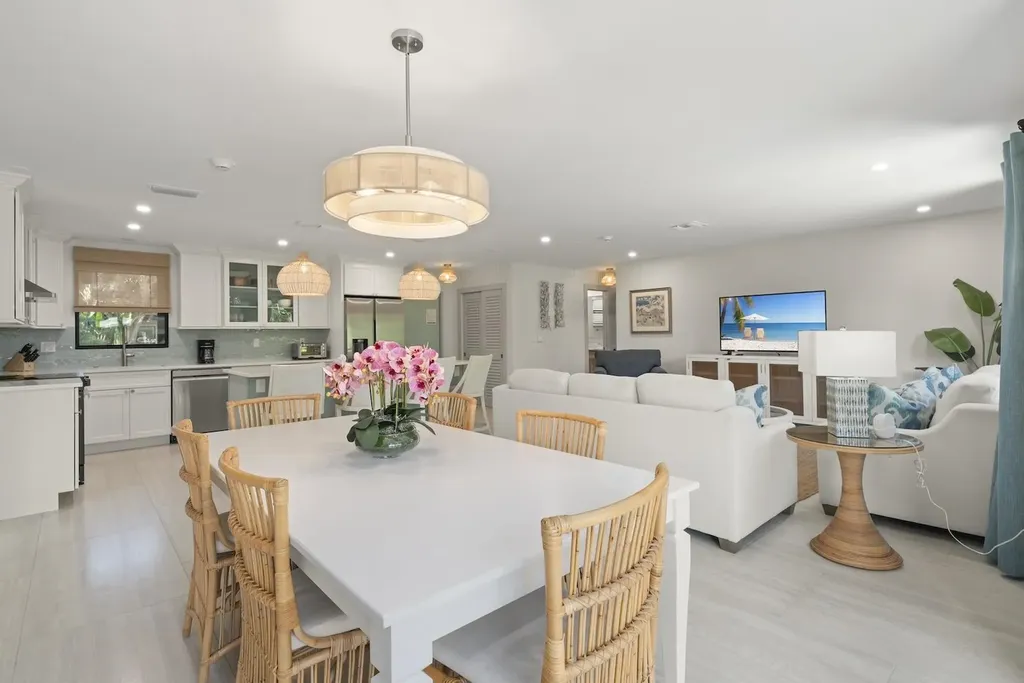 5117 Sea Bell Road Sanibel FL 33957