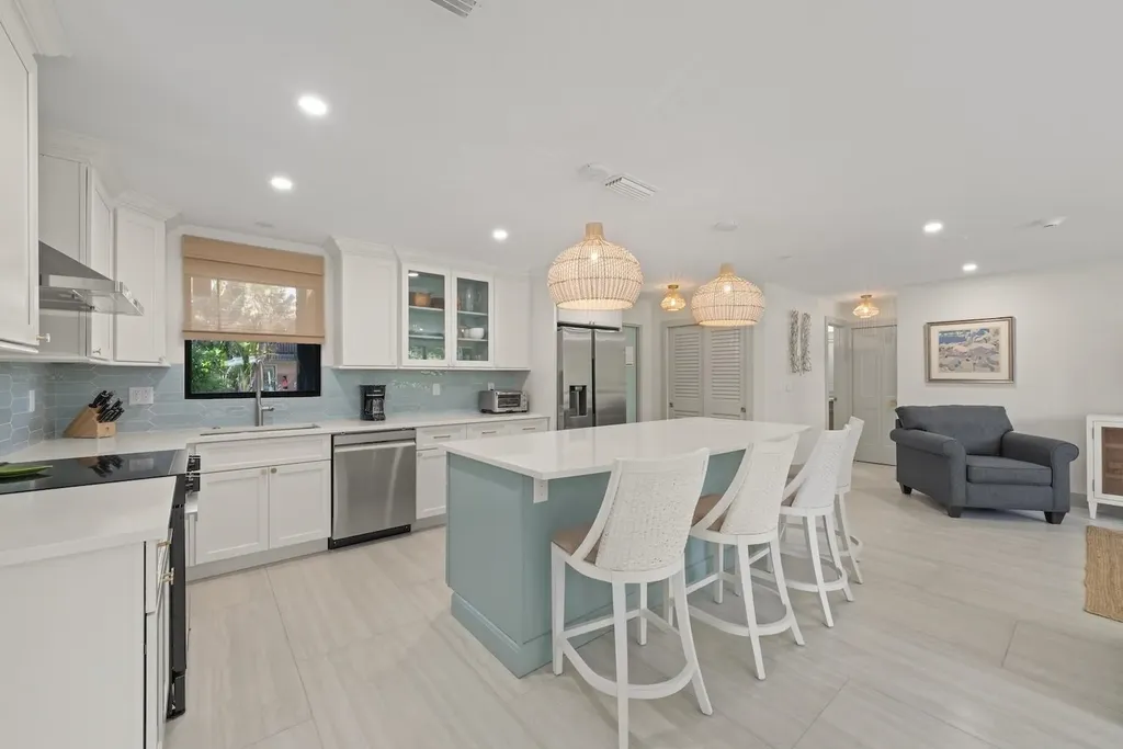 5117 Sea Bell Road Sanibel FL 33957