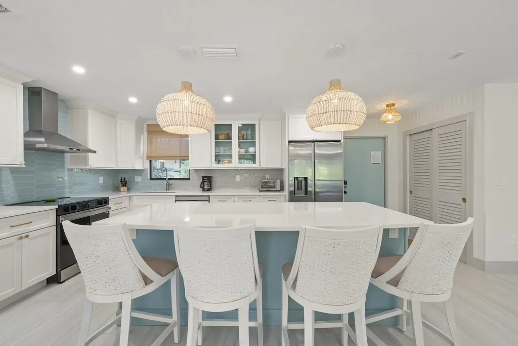 5117 Sea Bell Road Sanibel FL 33957