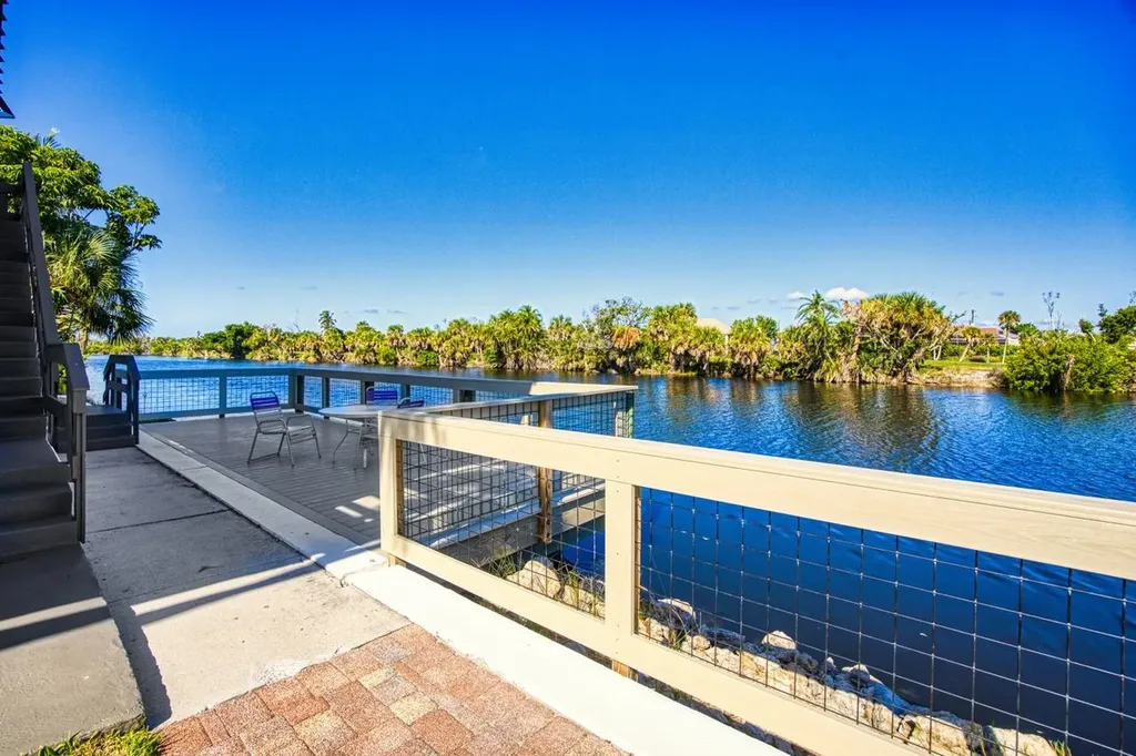 1610 Middle Gulf Drive Sanibel FL 33957