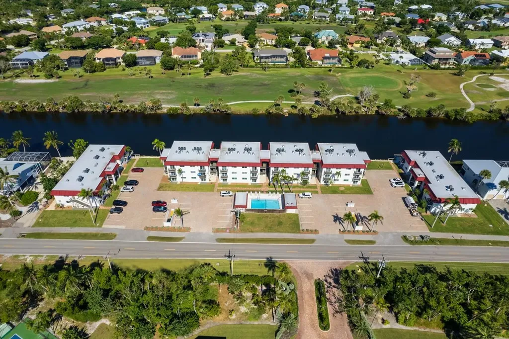 1610 Middle Gulf Drive Sanibel FL 33957