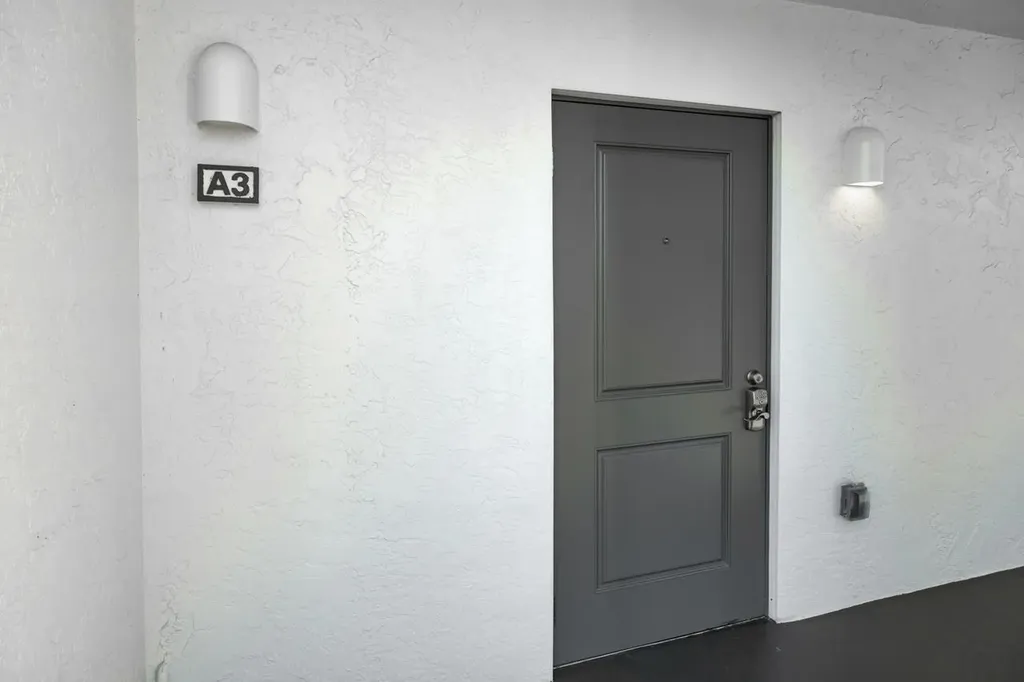 1610 Middle Gulf Drive Sanibel FL 33957