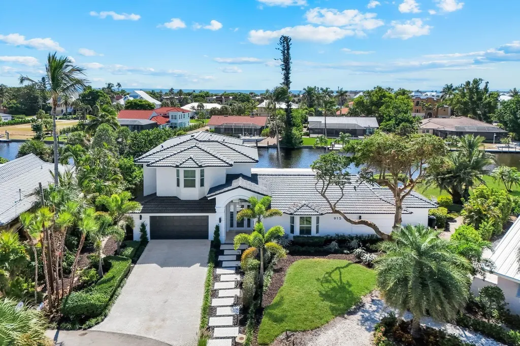 915 Pecten Court Sanibel FL 33957