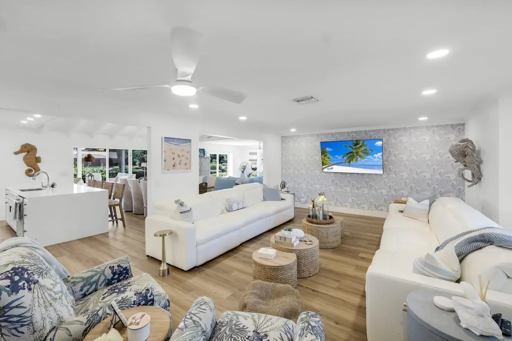 915 Pecten Court Sanibel FL 33957