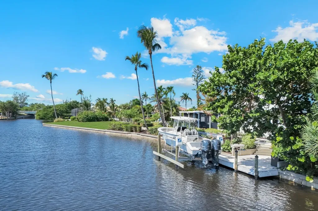 915 Pecten Court Sanibel FL 33957