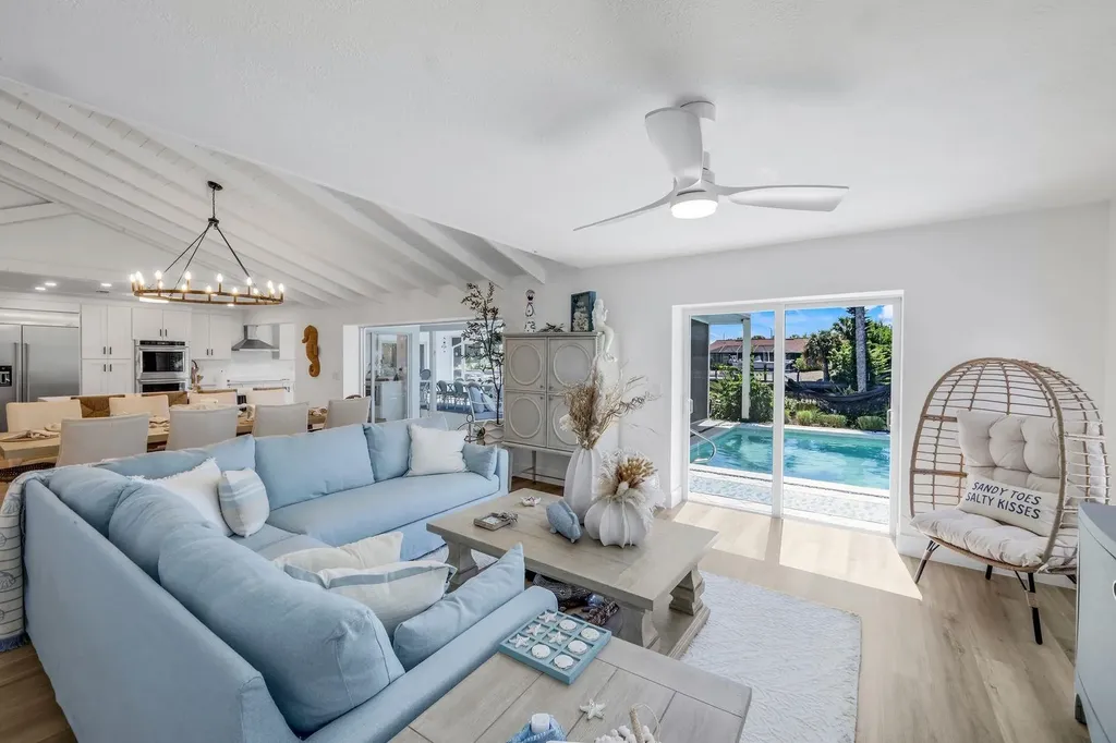 915 Pecten Court Sanibel FL 33957