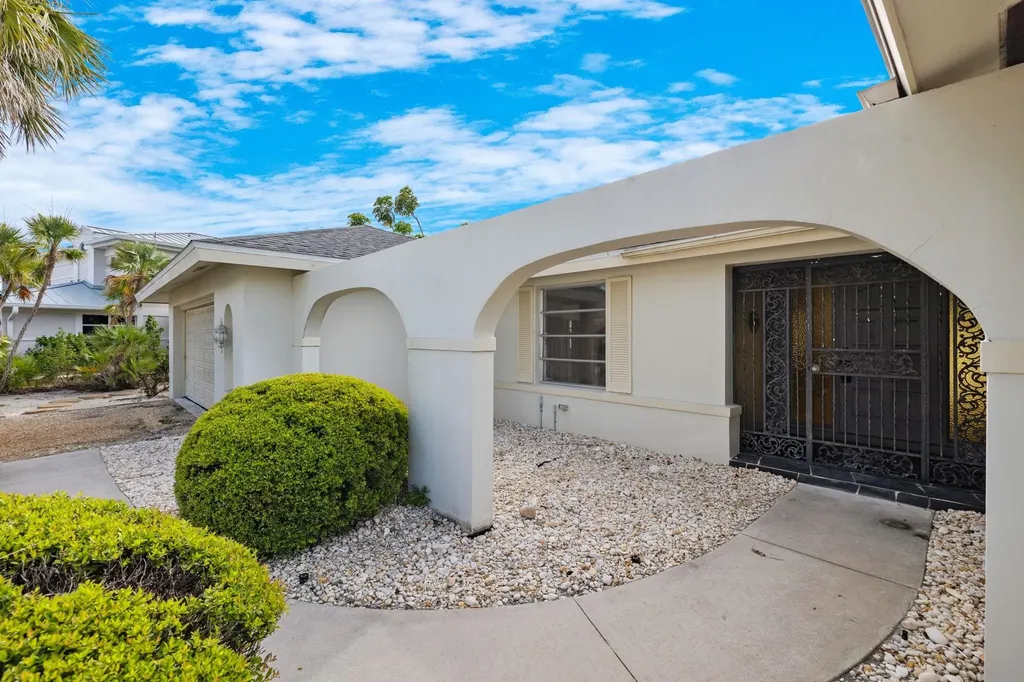 761 Limpet Drive Sanibel FL 33957