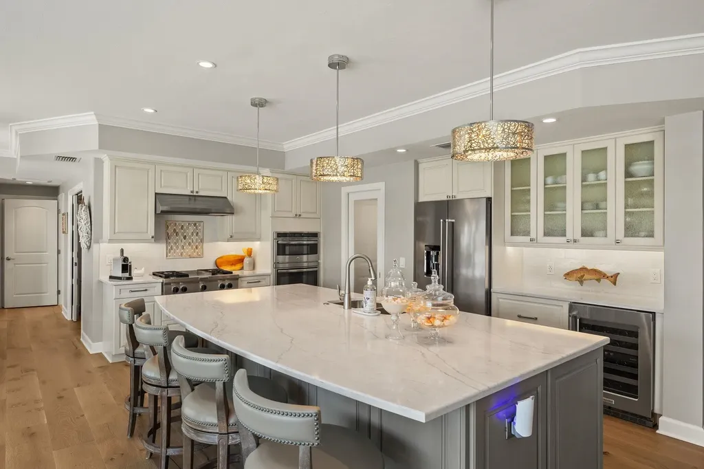 1674 Sabal Palm Drive Sanibel FL 33957