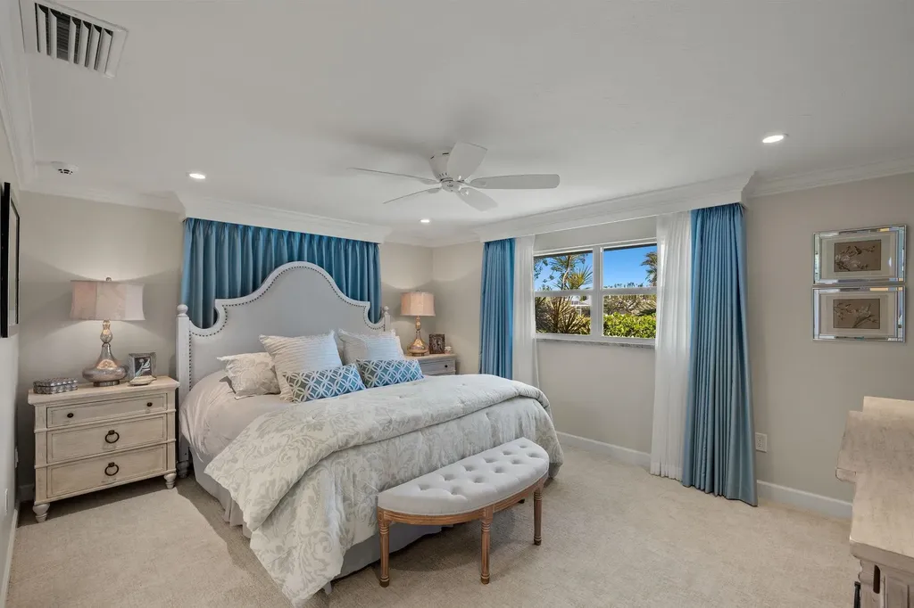 1674 Sabal Palm Drive Sanibel FL 33957