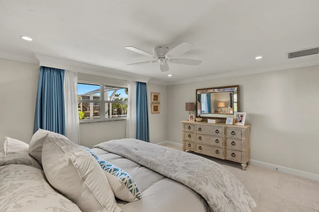 1674 Sabal Palm Drive Sanibel FL 33957