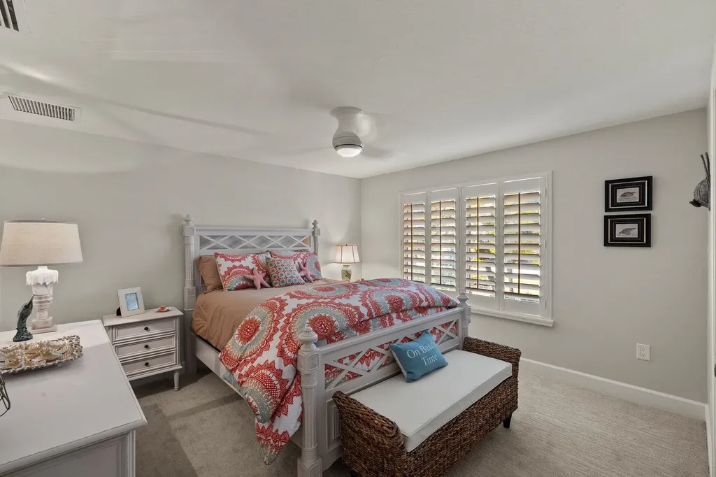 1674 Sabal Palm Drive Sanibel FL 33957