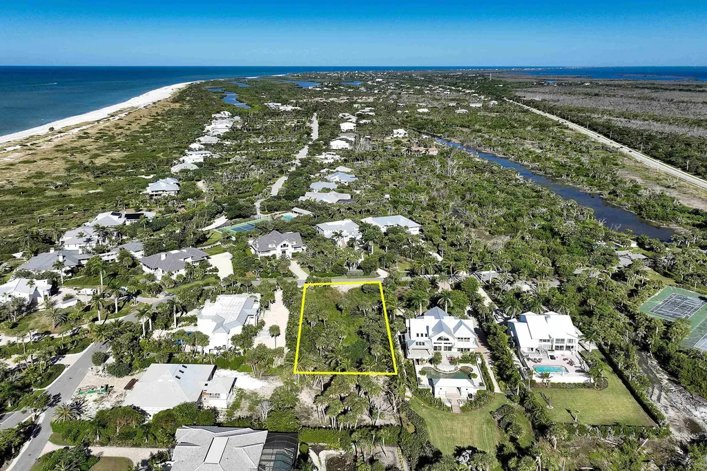 1321 Seaspray Lane Sanibel FL 33957