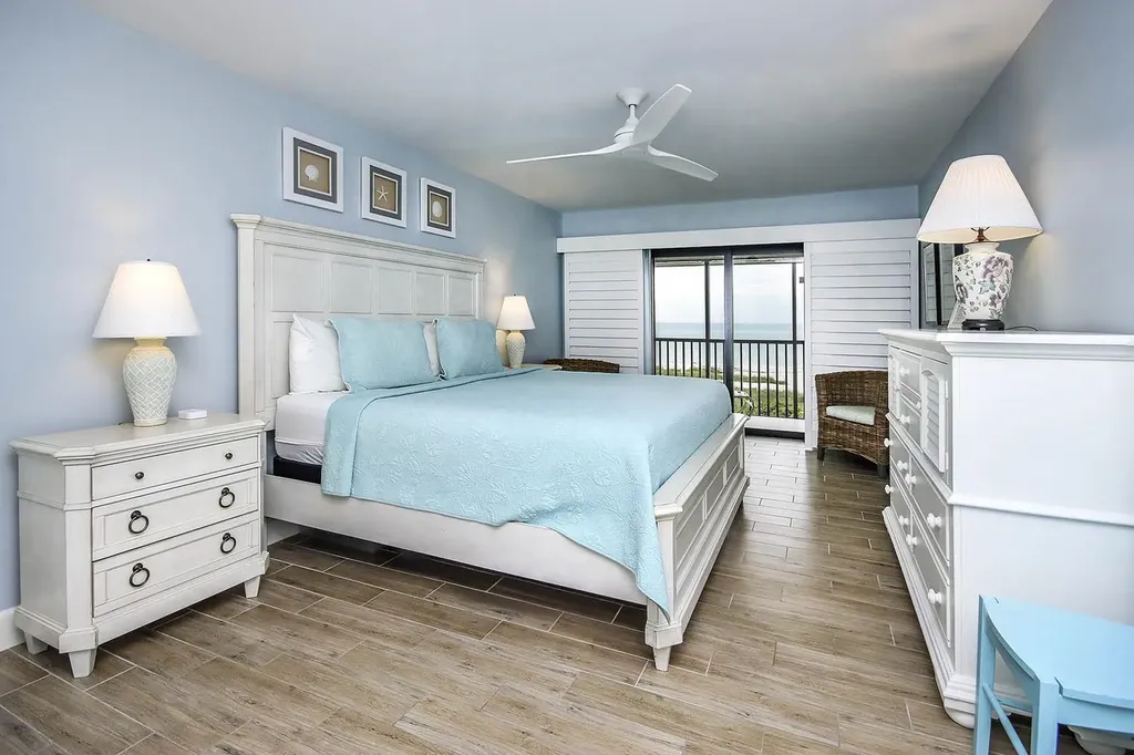 1785 Middle Gulf Drive Sanibel FL 33957