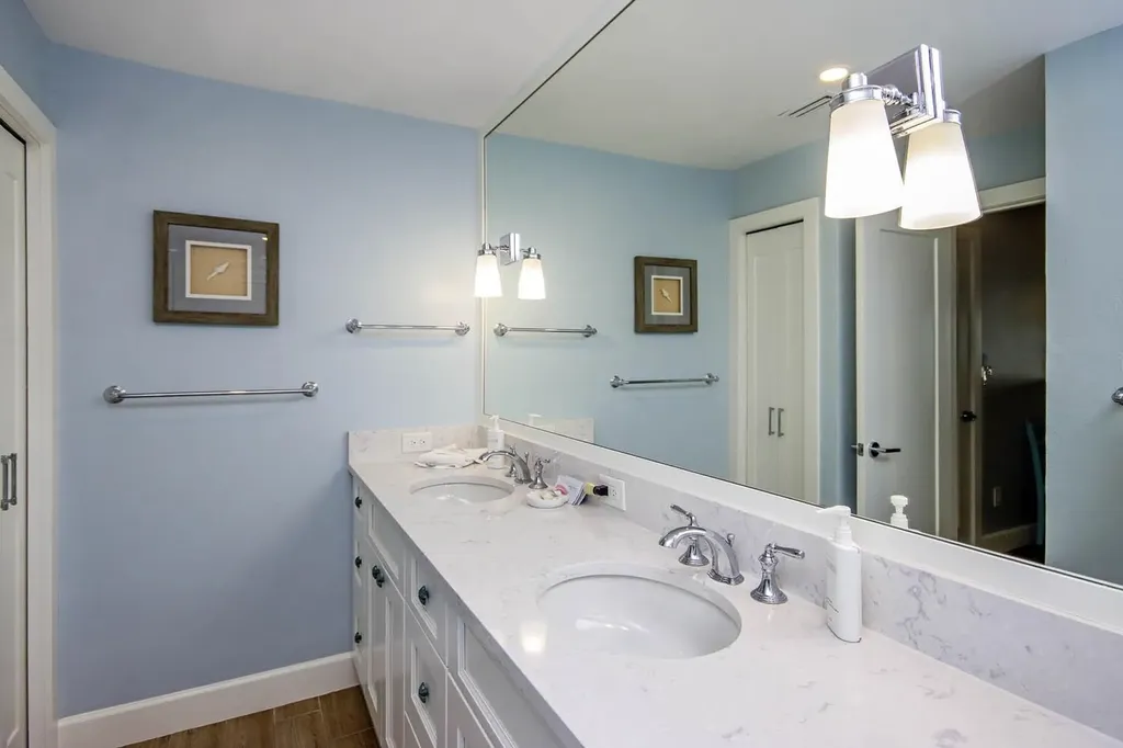 1785 Middle Gulf Drive Sanibel FL 33957