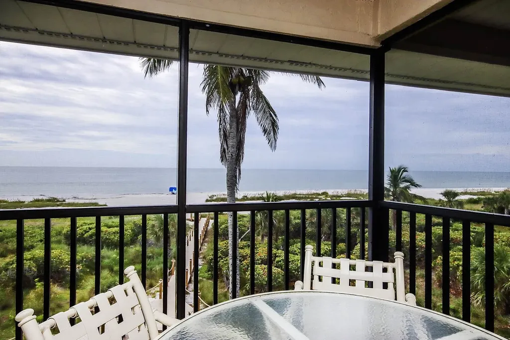 1785 Middle Gulf Drive Sanibel FL 33957