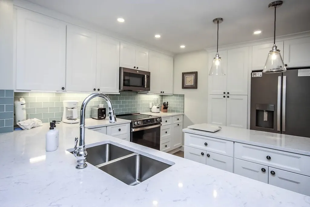 1785 Middle Gulf Drive Sanibel FL 33957