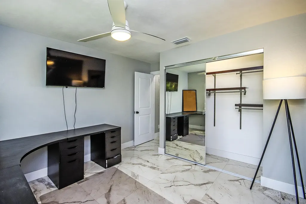 1444 Sandpiper Circle Sanibel FL 33957