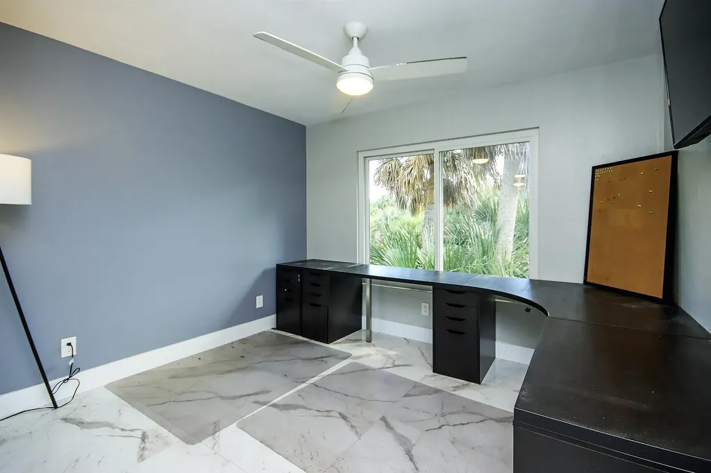 1444 Sandpiper Circle Sanibel FL 33957