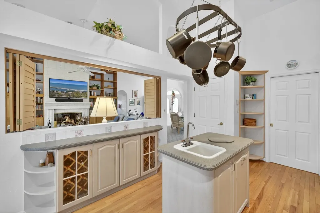 4731 Ruelle Sanibel FL 33957