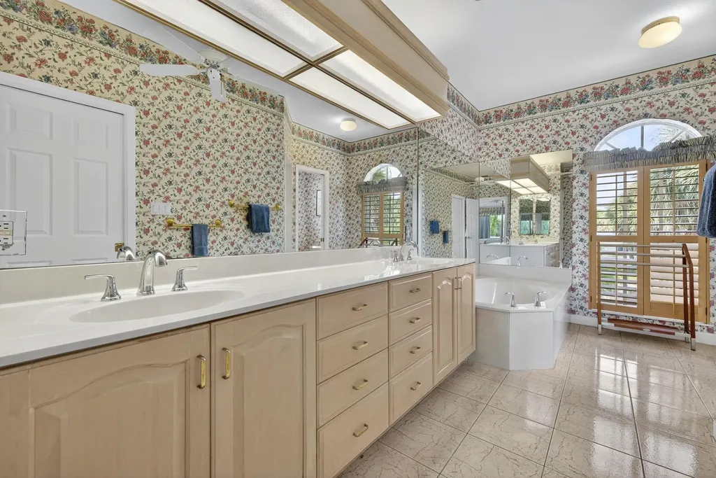 4731 Ruelle Sanibel FL 33957