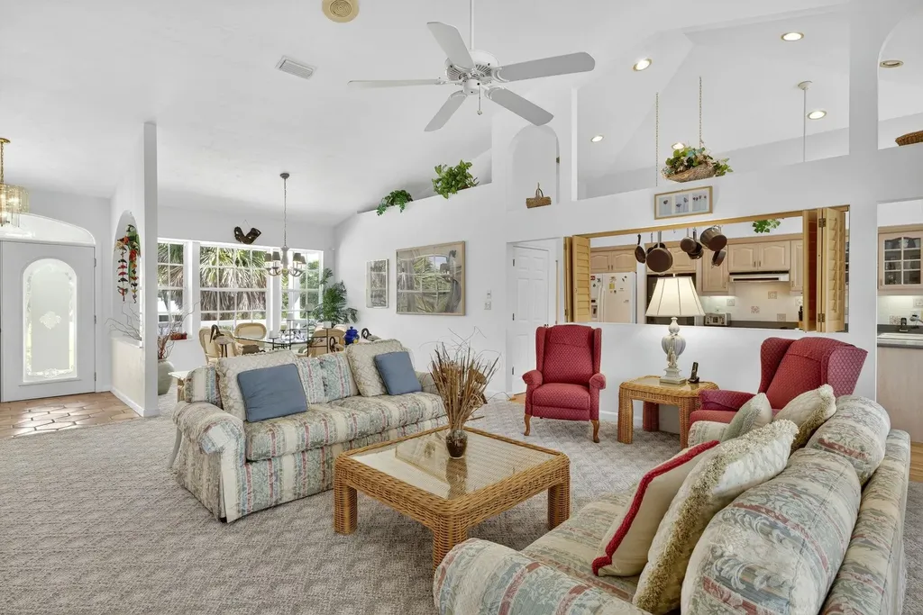 4731 Ruelle Sanibel FL 33957