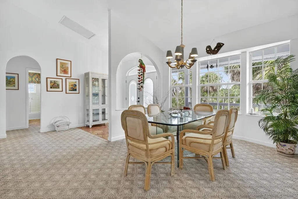 4731 Ruelle Sanibel FL 33957