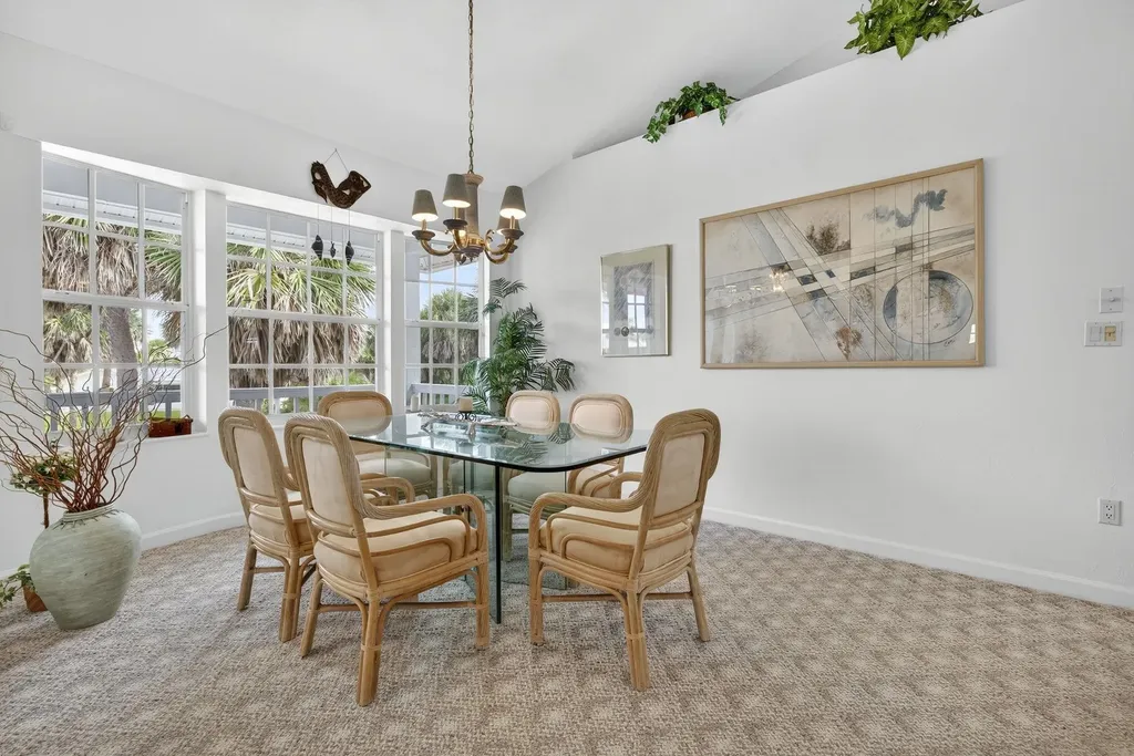 4731 Ruelle Sanibel FL 33957