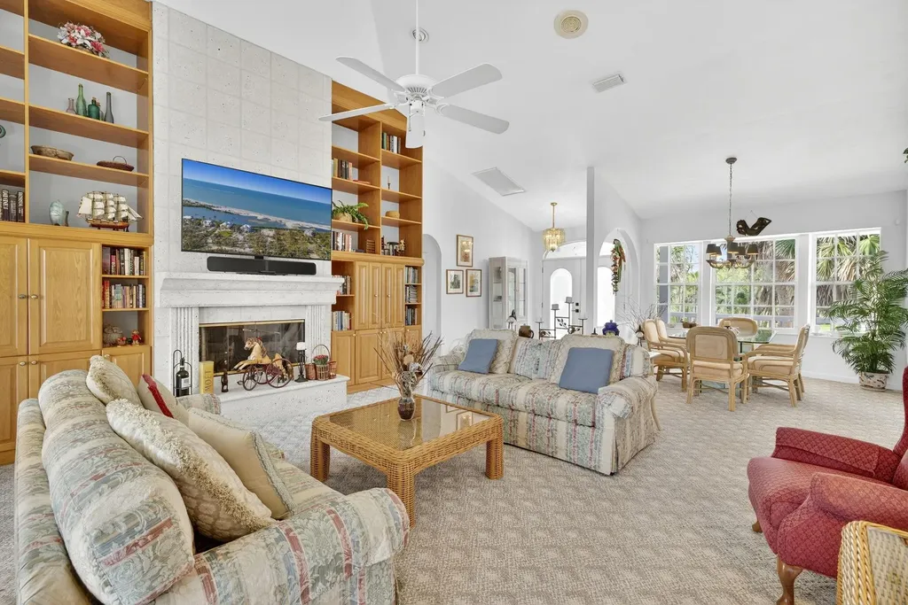 4731 Ruelle Sanibel FL 33957