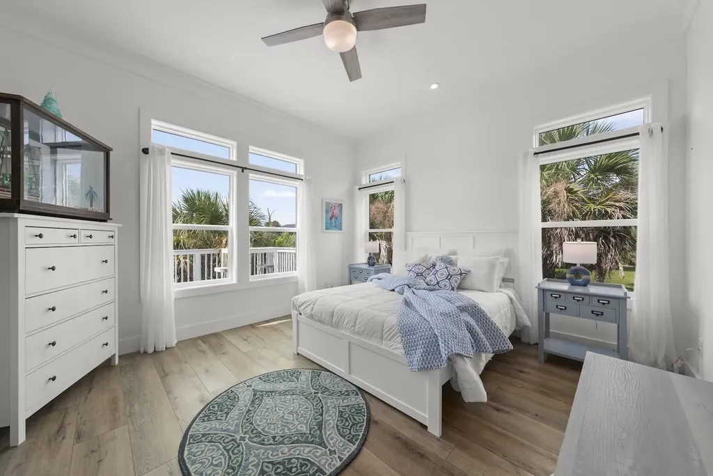 737 Vinca Way Sanibel FL 33957