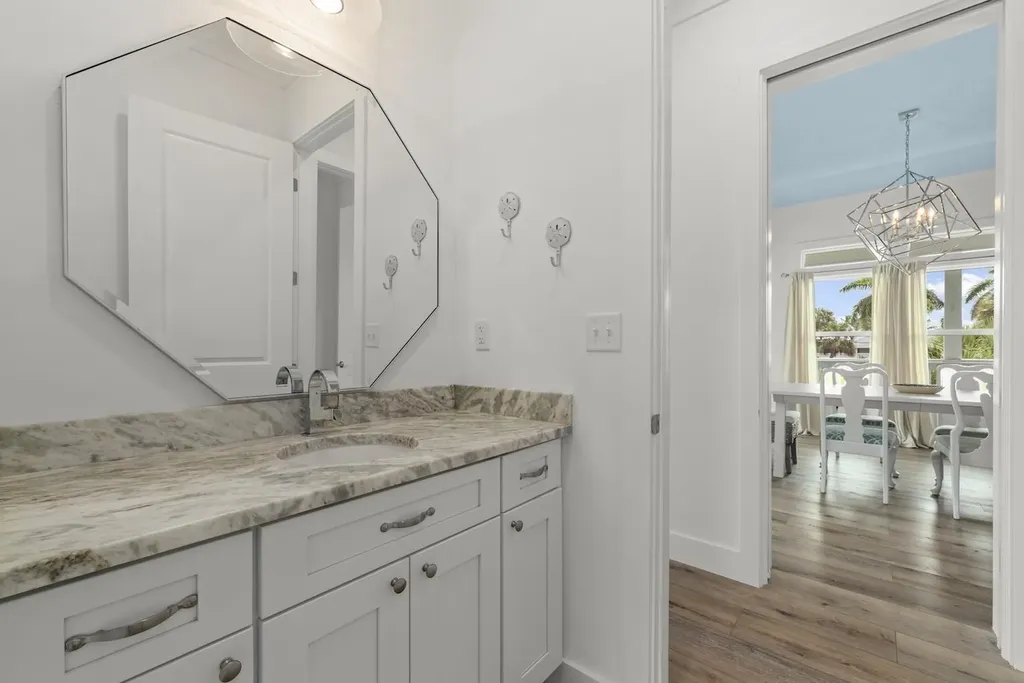 737 Vinca Way Sanibel FL 33957