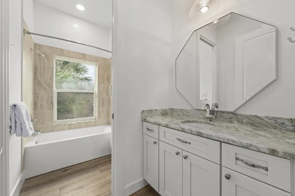 737 Vinca Way Sanibel FL 33957