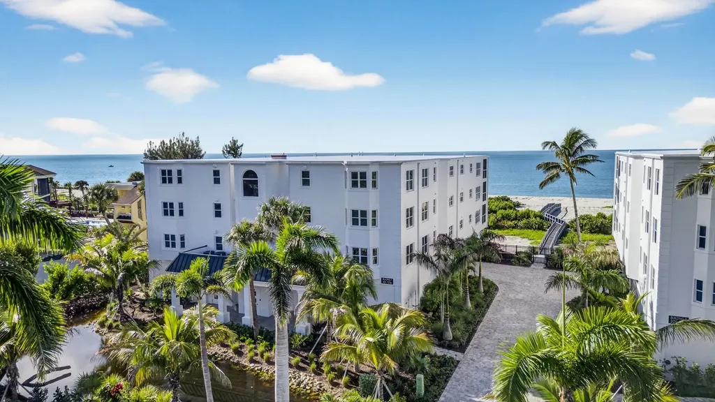 2549 W Gulf Drive Sanibel FL 33957