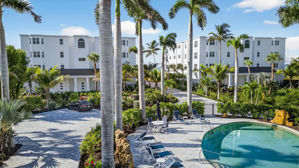 2549 W Gulf Drive Sanibel FL 33957