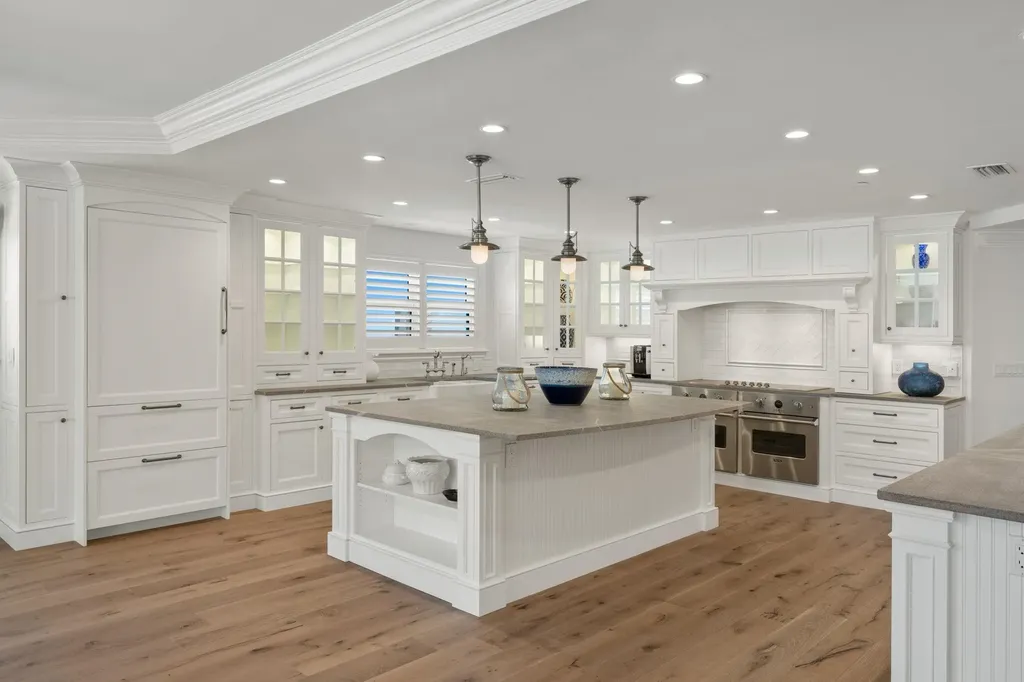 2549 W Gulf Drive Sanibel FL 33957
