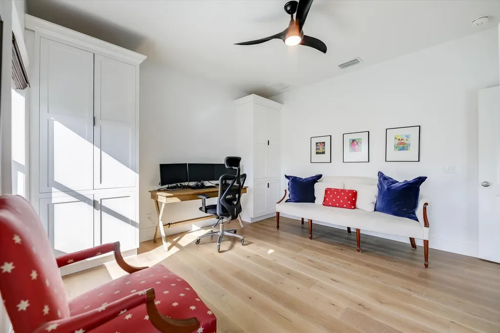 1990 My Tern Court Sanibel FL 33957