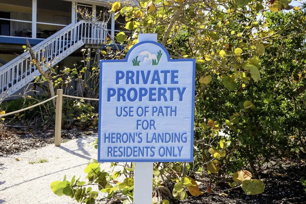 1990 My Tern Court Sanibel FL 33957