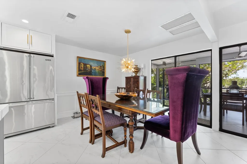 419 Lighthouse Way Sanibel FL 33957