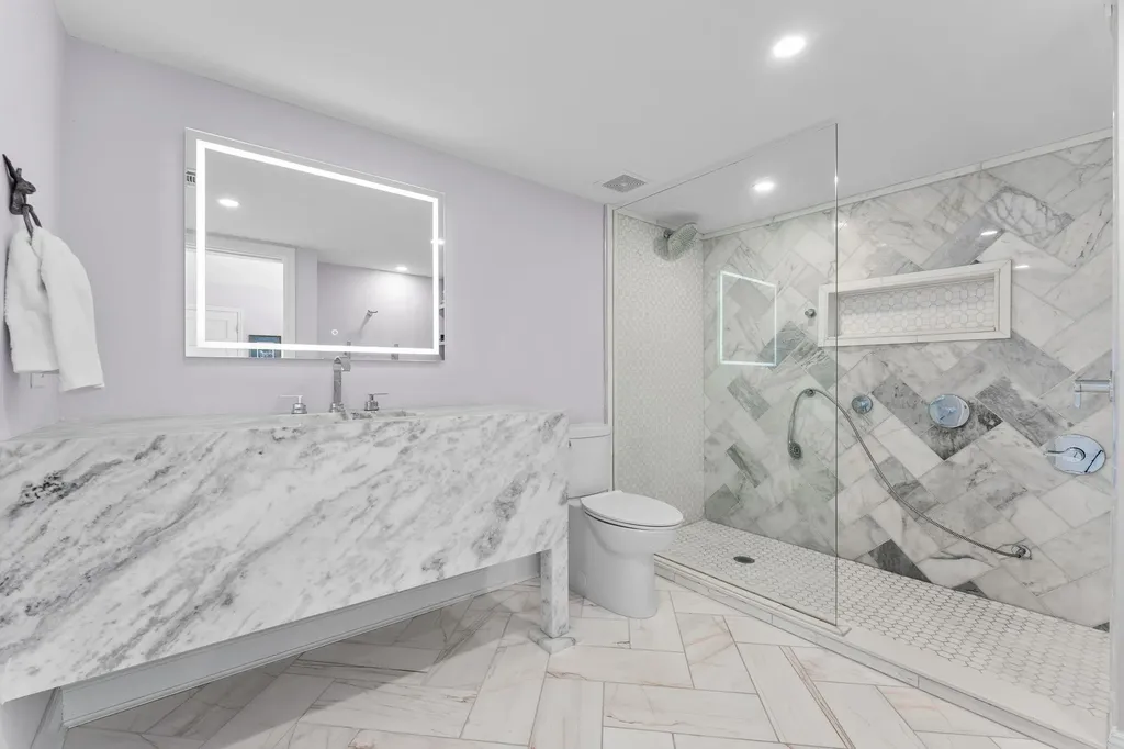 419 Lighthouse Way Sanibel FL 33957